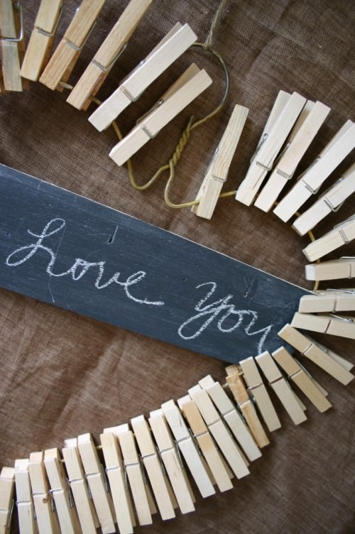Clothespin Grinalda do coração atividades para crianças 33 Coisas Crafty fazer com pregadores de roupa {fáceis!}