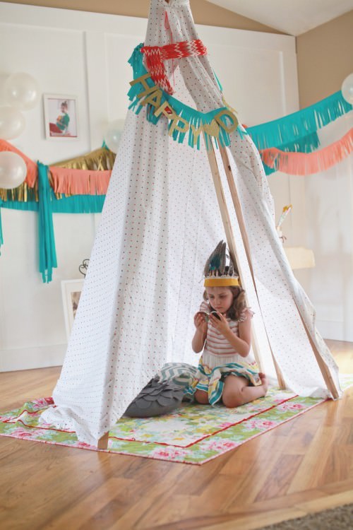 Pocahontas festa de aniversário all crafts 12 Best List of Disney Princesses Parties {amazing!}