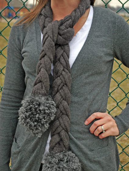 Tutorial Cachecol Trançado Sweater all crafts 14 Fun Things to Make for Women {present ideas}